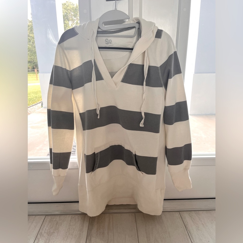 Women’s hoodie